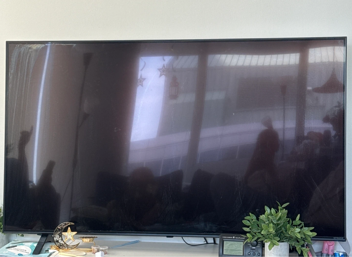 LG Television