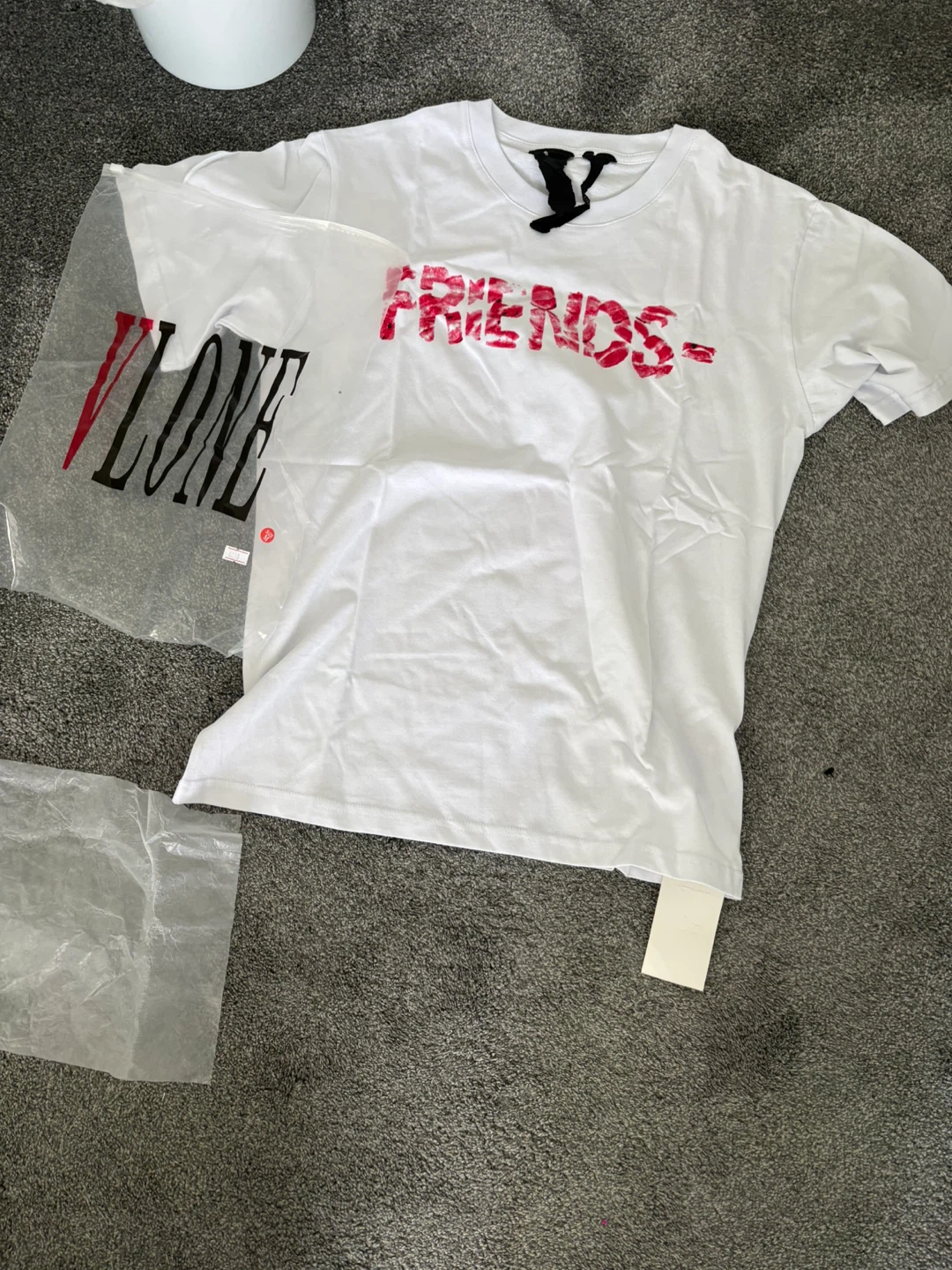 VLONE Friends T-Shirt - photo 2