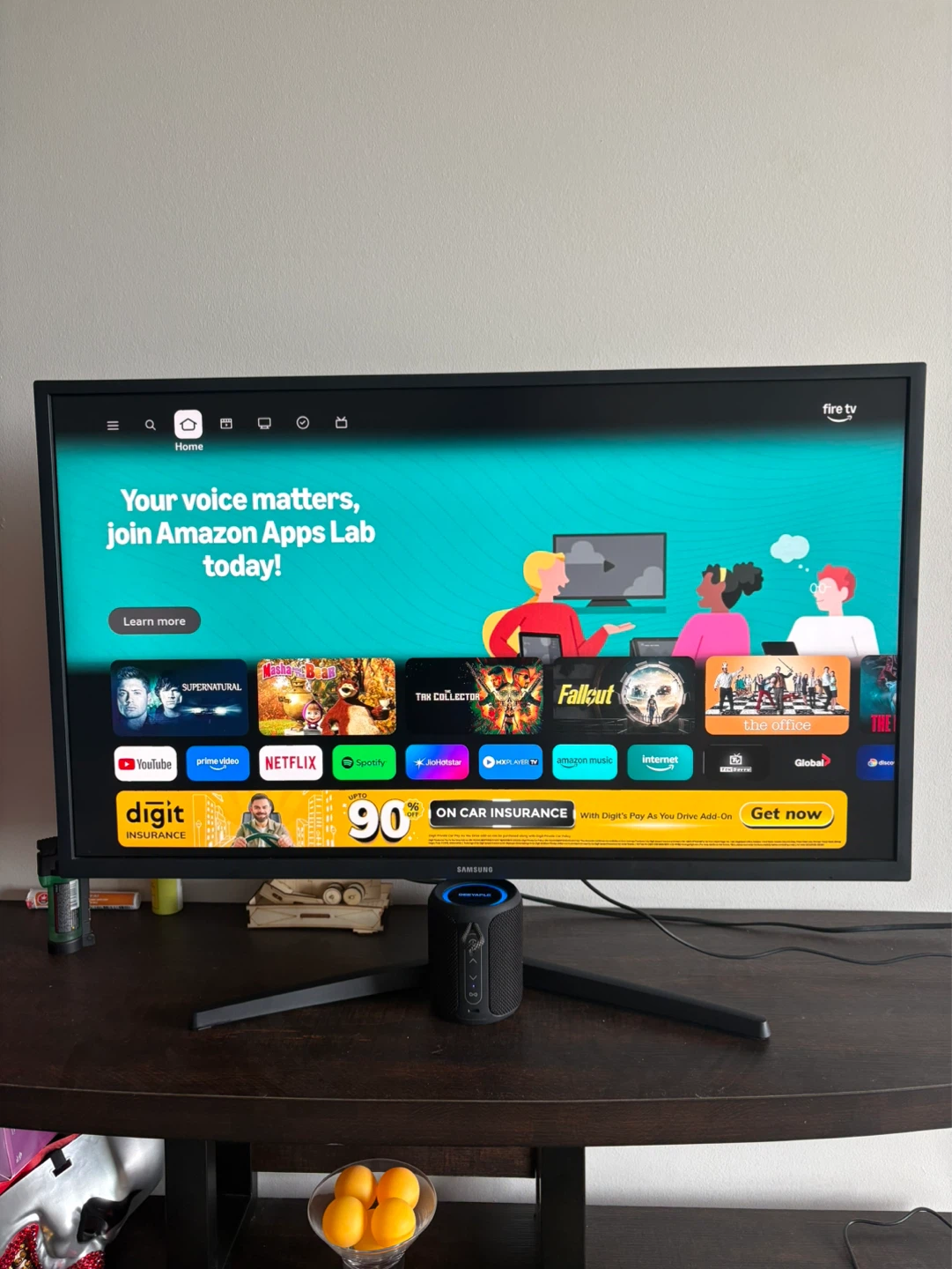 Samsung Monitor 32 Inch 4K UHD - photo 2