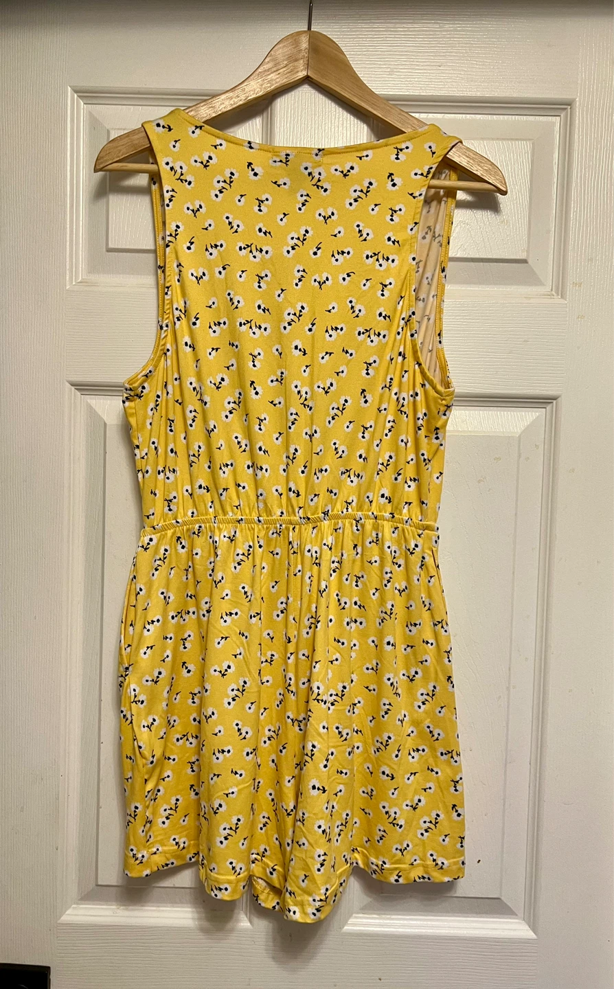(New)Yellow Floral Romper - M - photo 2