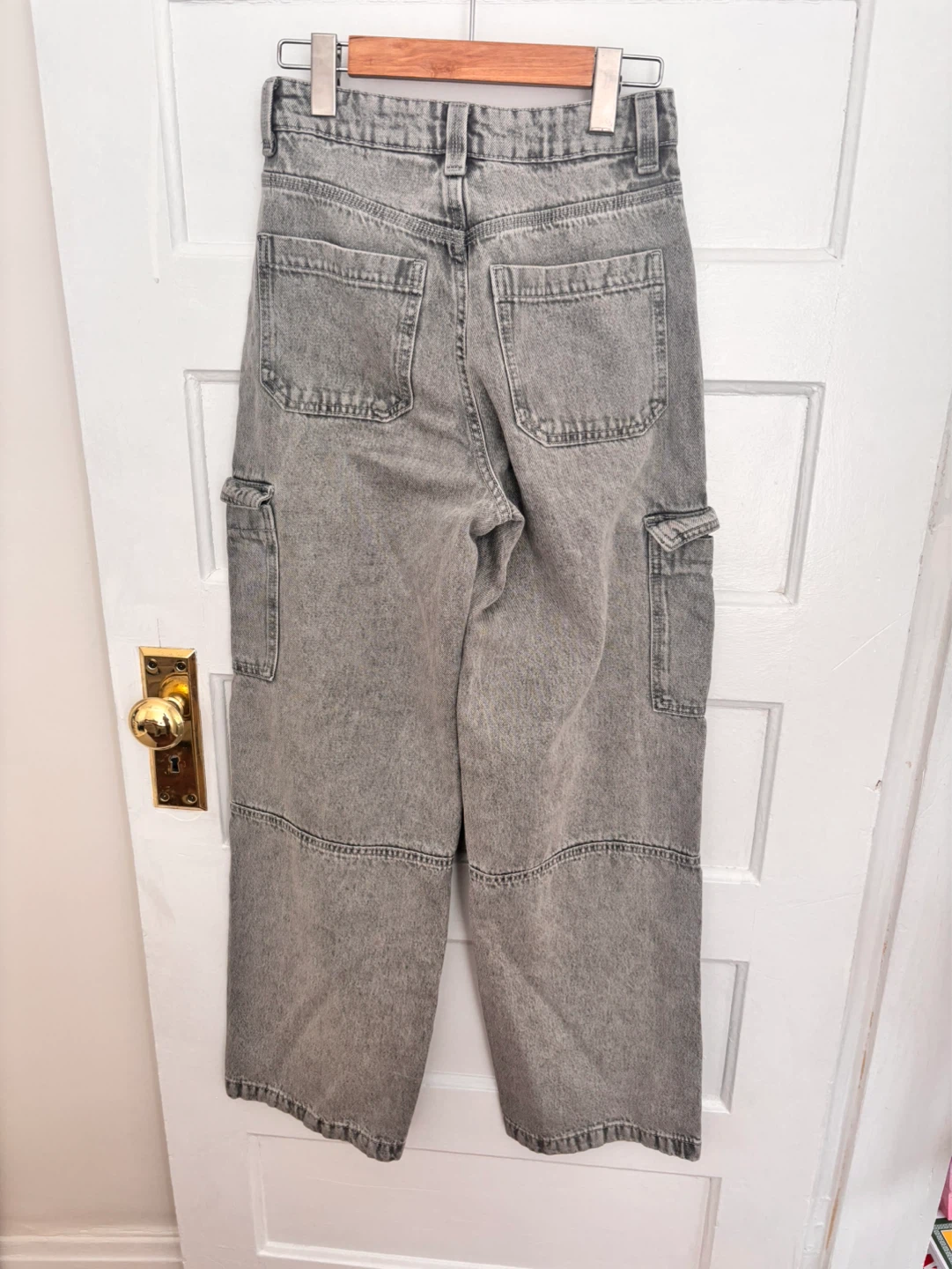Divided H&M Grey Cargo Pants - Size 0 - photo 3