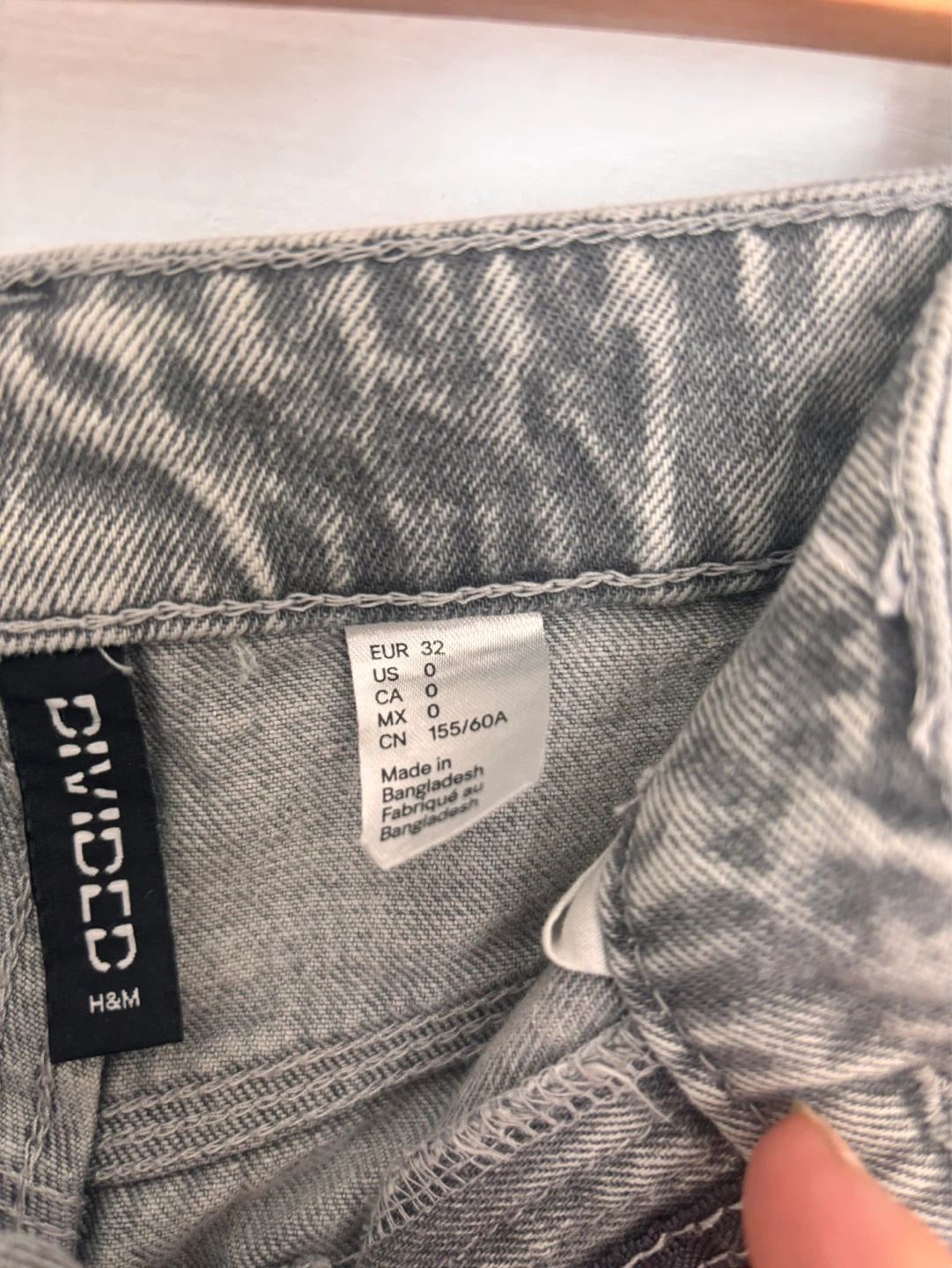 Divided H&M Grey Cargo Pants - Size 0 - photo 4