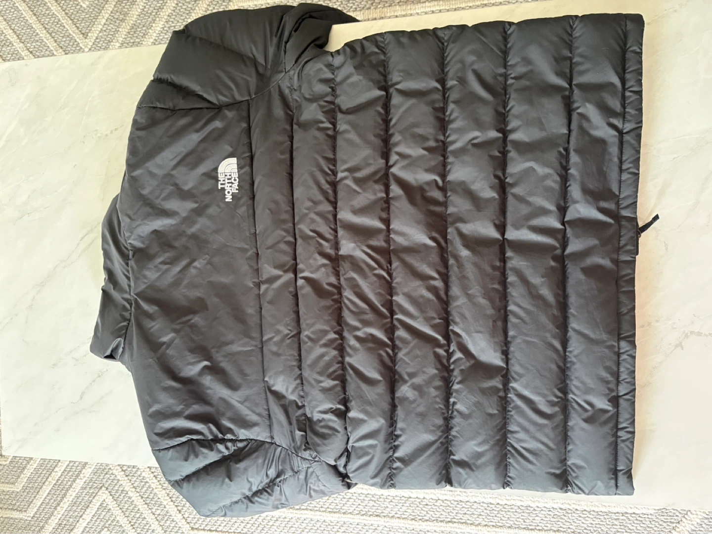 The North Face Puffer Jacket - Black - Men's Medium - photo 4