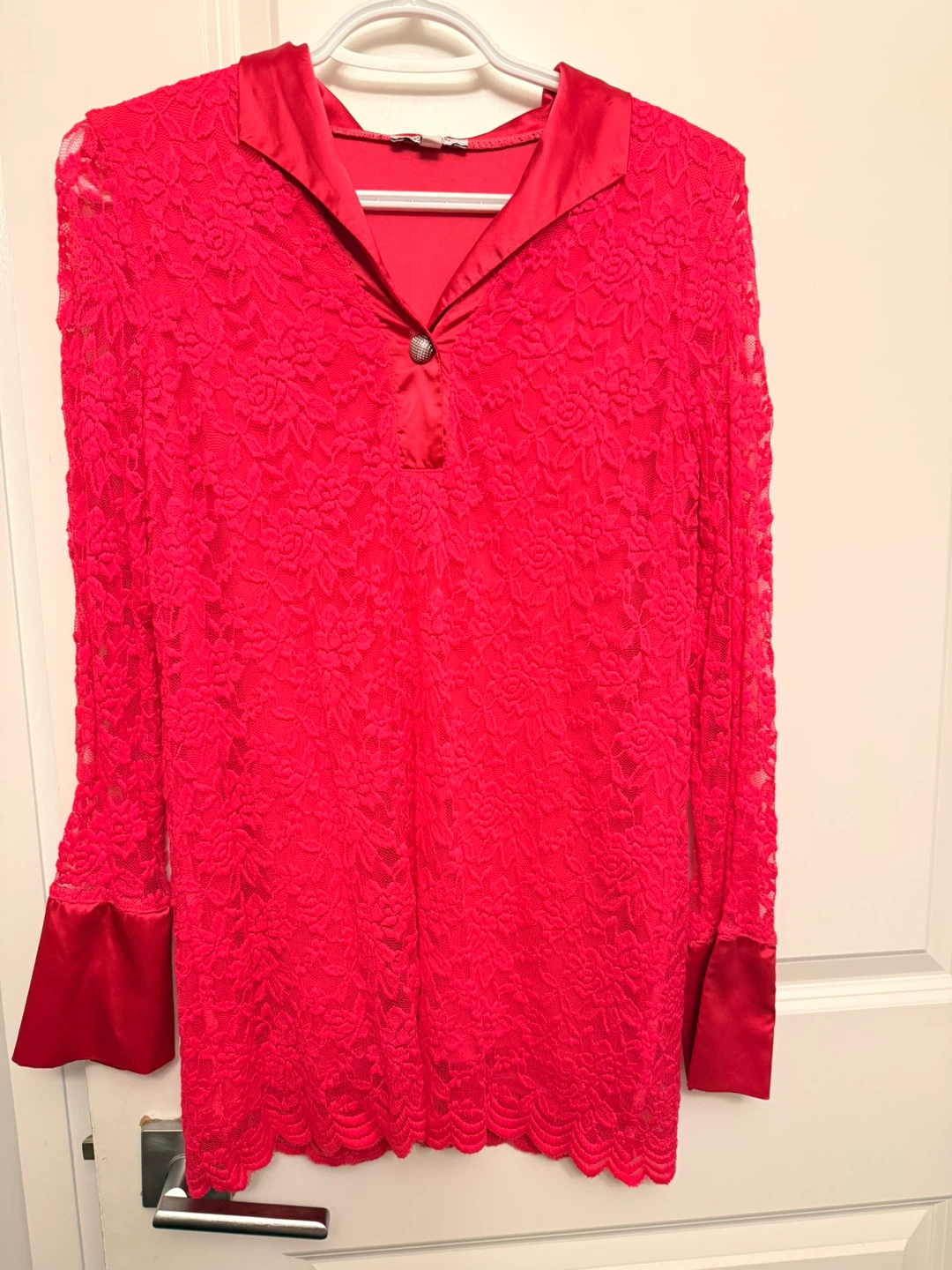 Isaac Mizrahi Red Lace Blouse - Size S