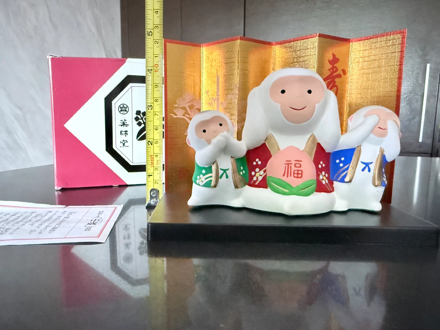 Japanese Monkey Family Figurine with Peach - photo 3