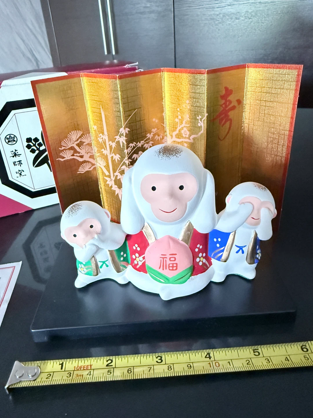Japanese Monkey Family Figurine with Peach - photo 2