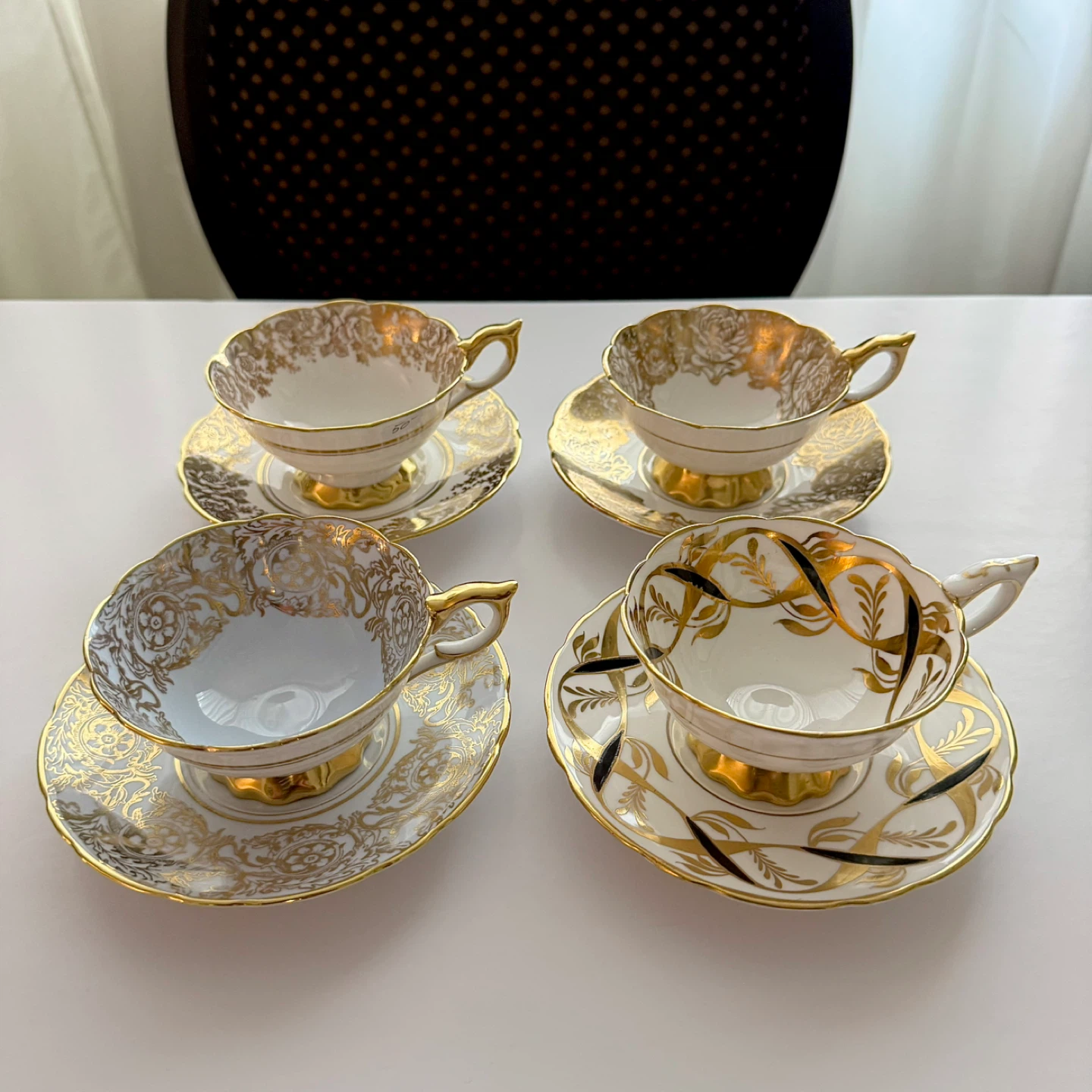Royal Stafford high-end cabinet teacups - photo 4