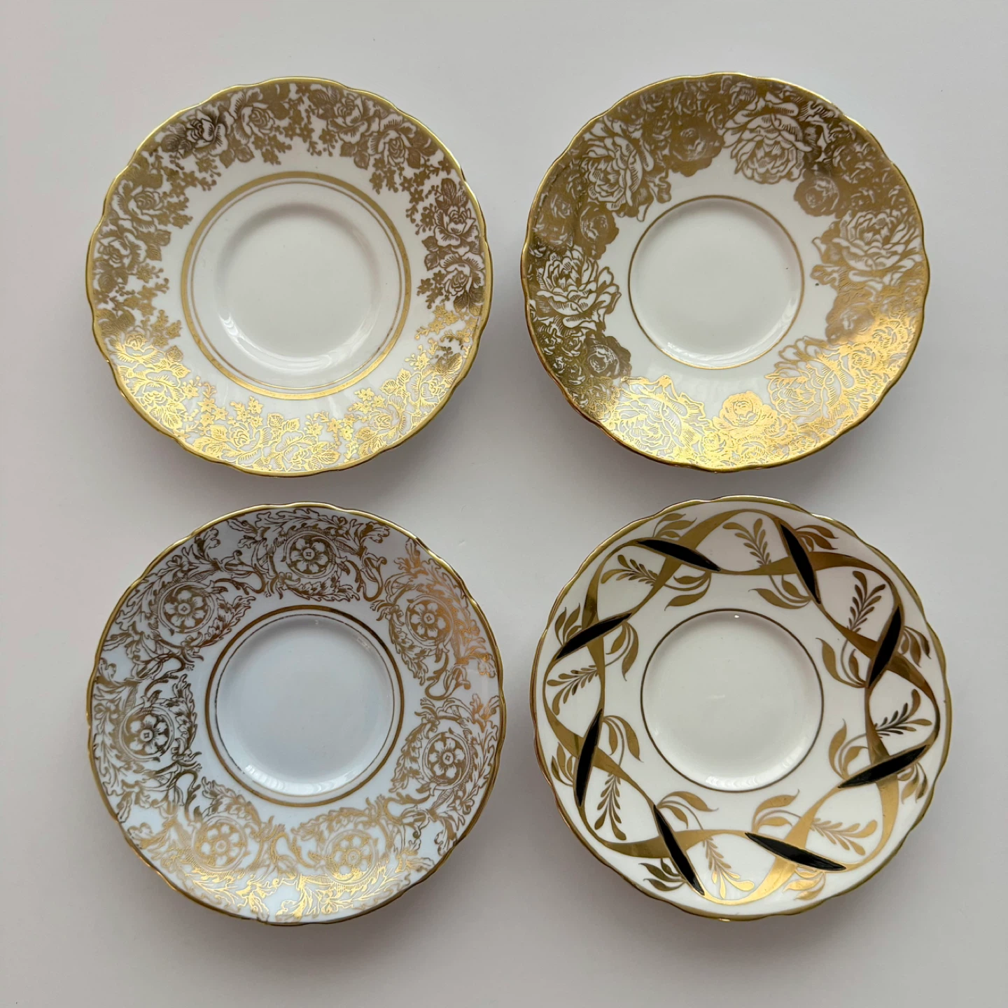 Royal Stafford high-end cabinet teacups - photo 5