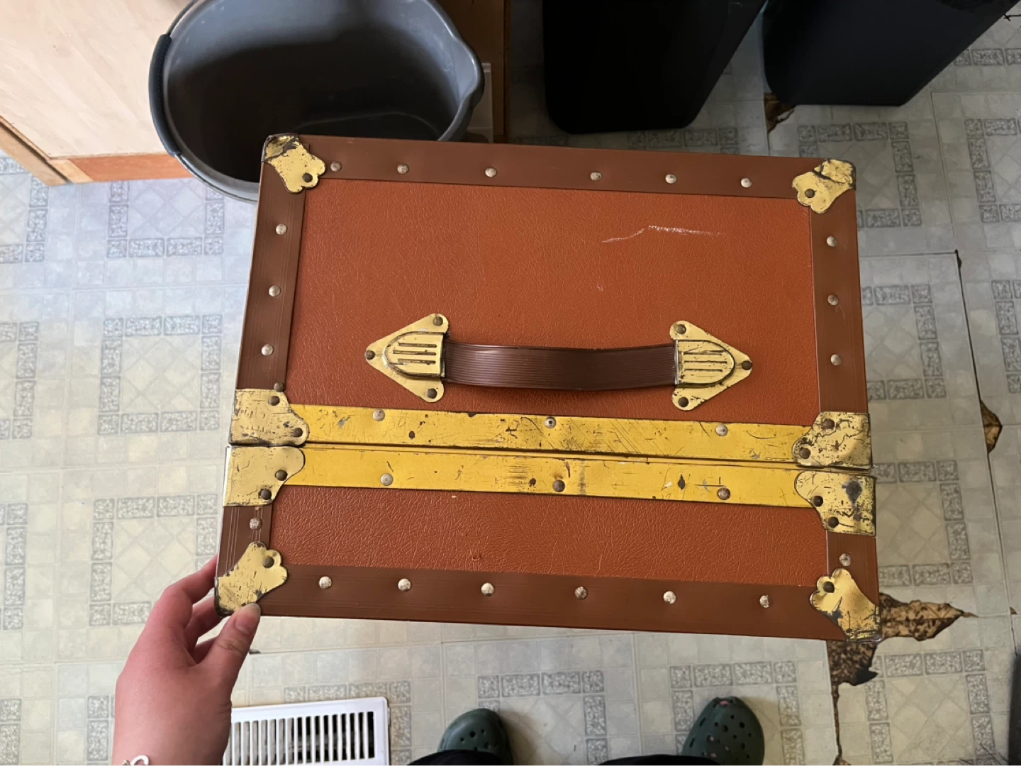 Vintage Brown Trunk - photo 5