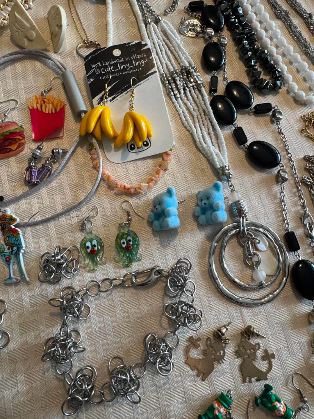 Assorted Costume Jewelry Lot - photo 4
