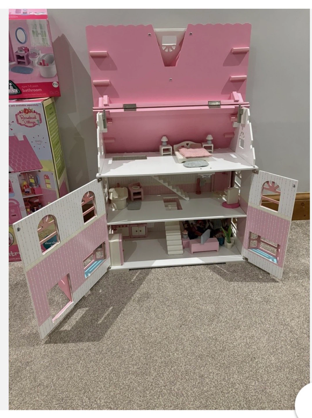 Early Learning Rosebud cottage Wooden Dollhouse - photo 3