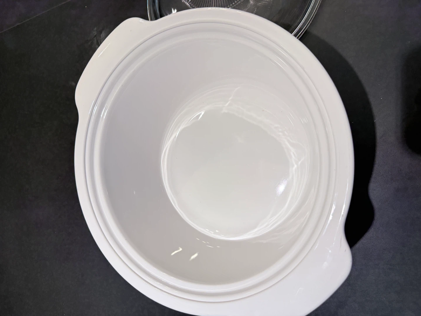 White Casserole pot with Glass Lid - photo 2