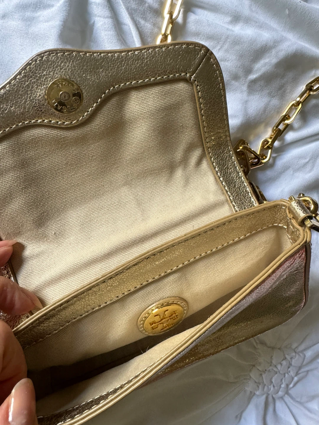 Tory Burch Gold Leather Chain Shoulder Bag with Dust Bag - photo 3