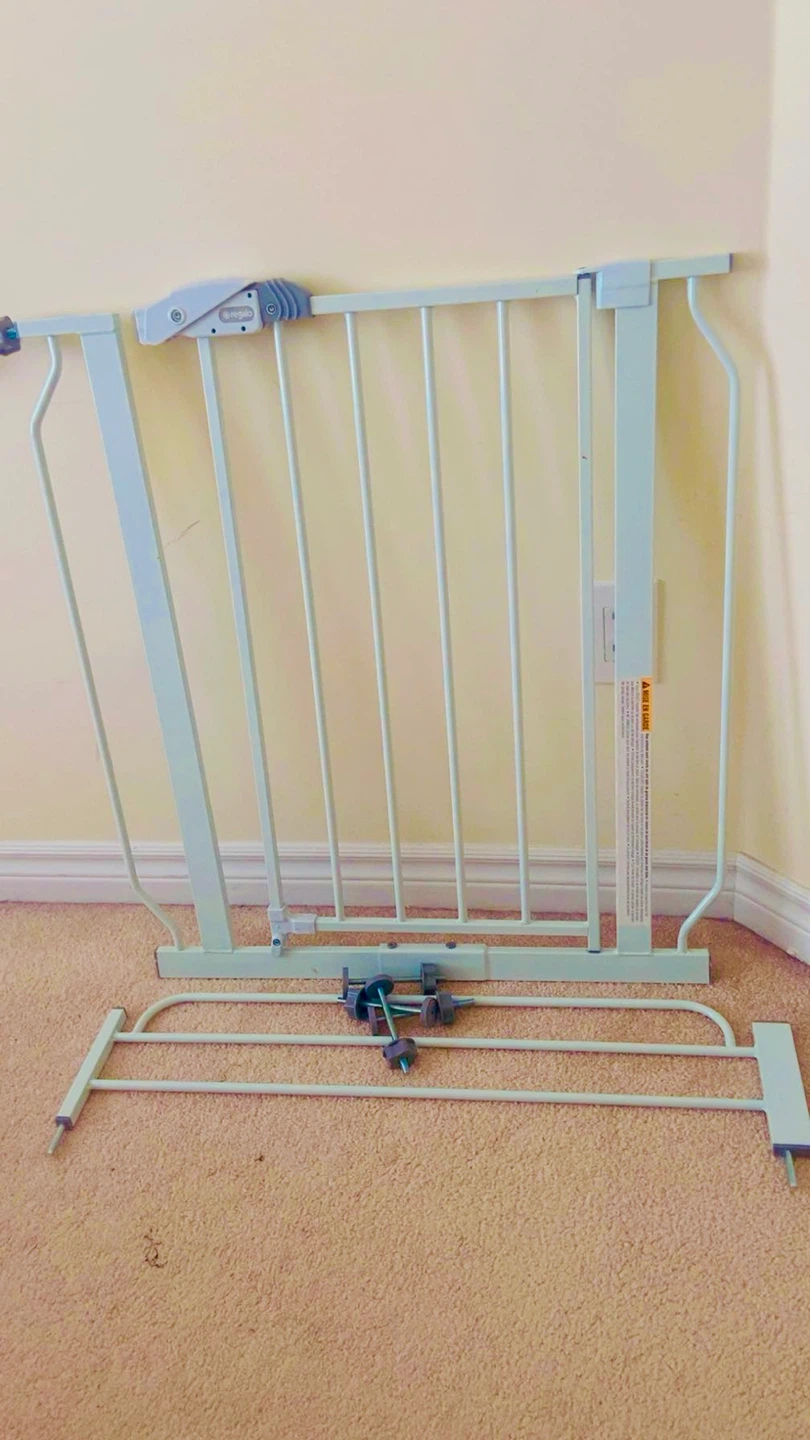 Baby Safety Gate - White - photo 3