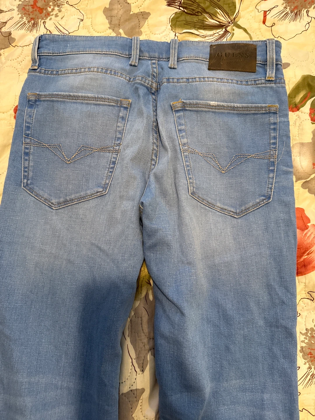 GUESS Jeans - Distressed Light Wash - photo 3