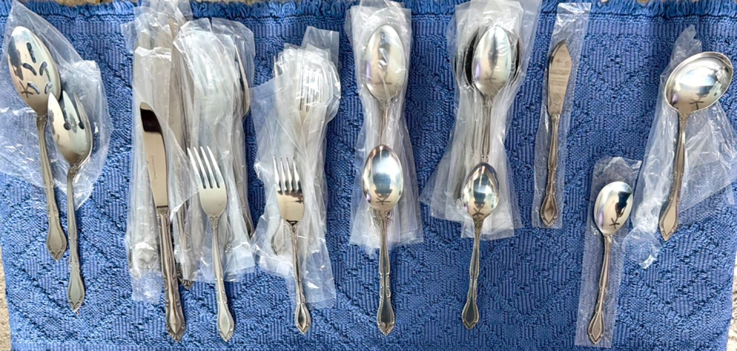 Stanley Roberts Rogers Co Auberge 53 Piece Flatware-1970s