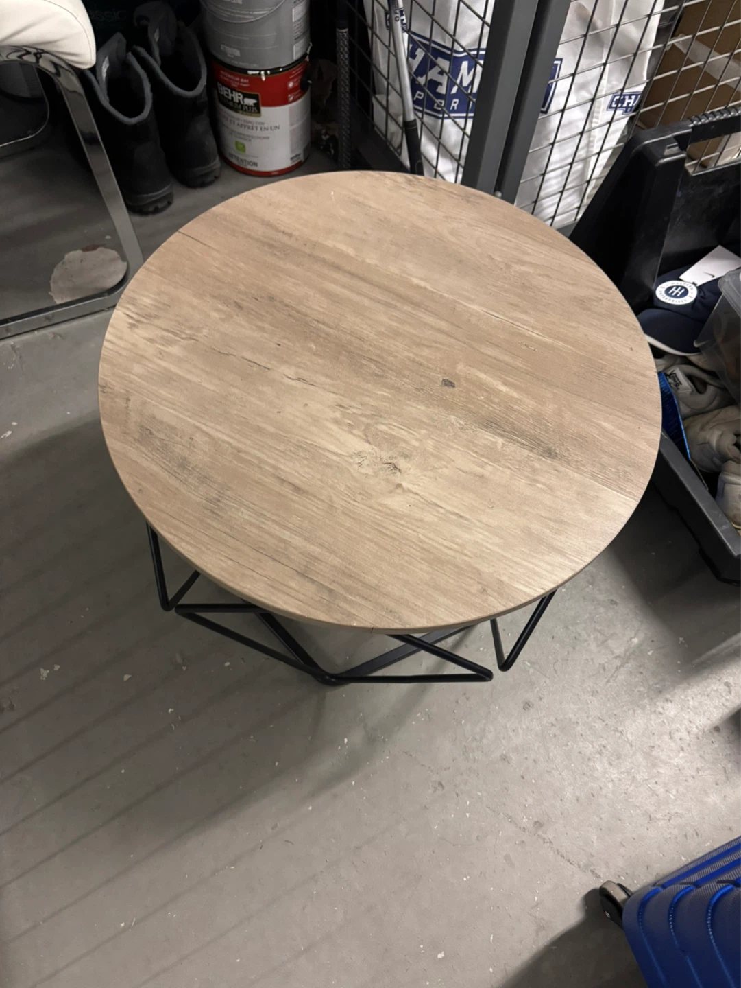 Round Wood Coffee Table with Geometric Base