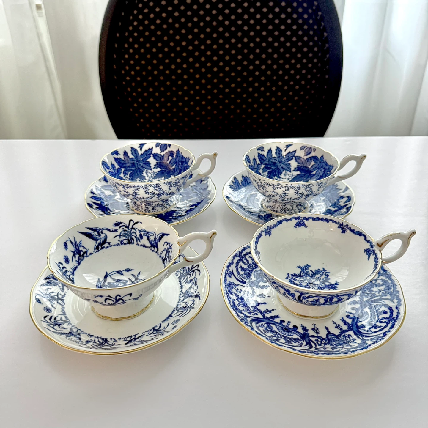 Coalport cobalt blue/white teacups (40 each) - photo 3
