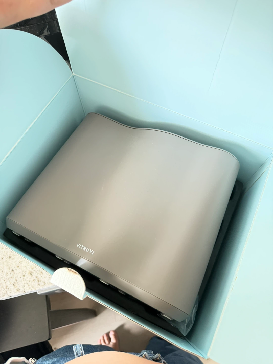 Vitruvi Cloud Humidifier with 4 Filters - photo 2