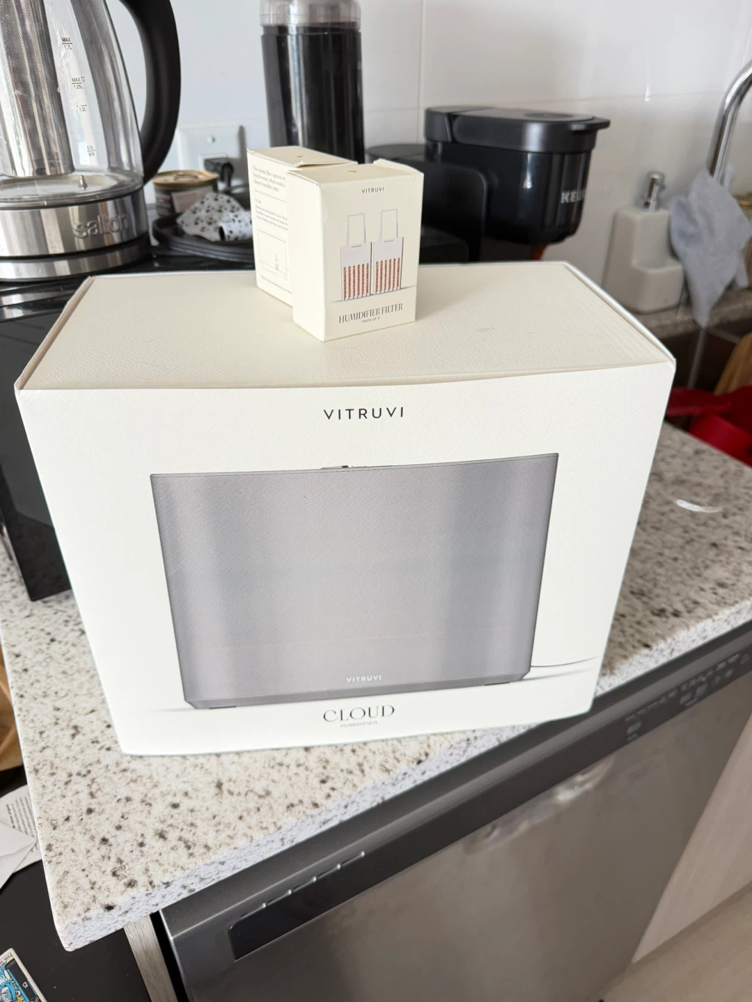 Vitruvi Cloud Humidifier with 4 Filters