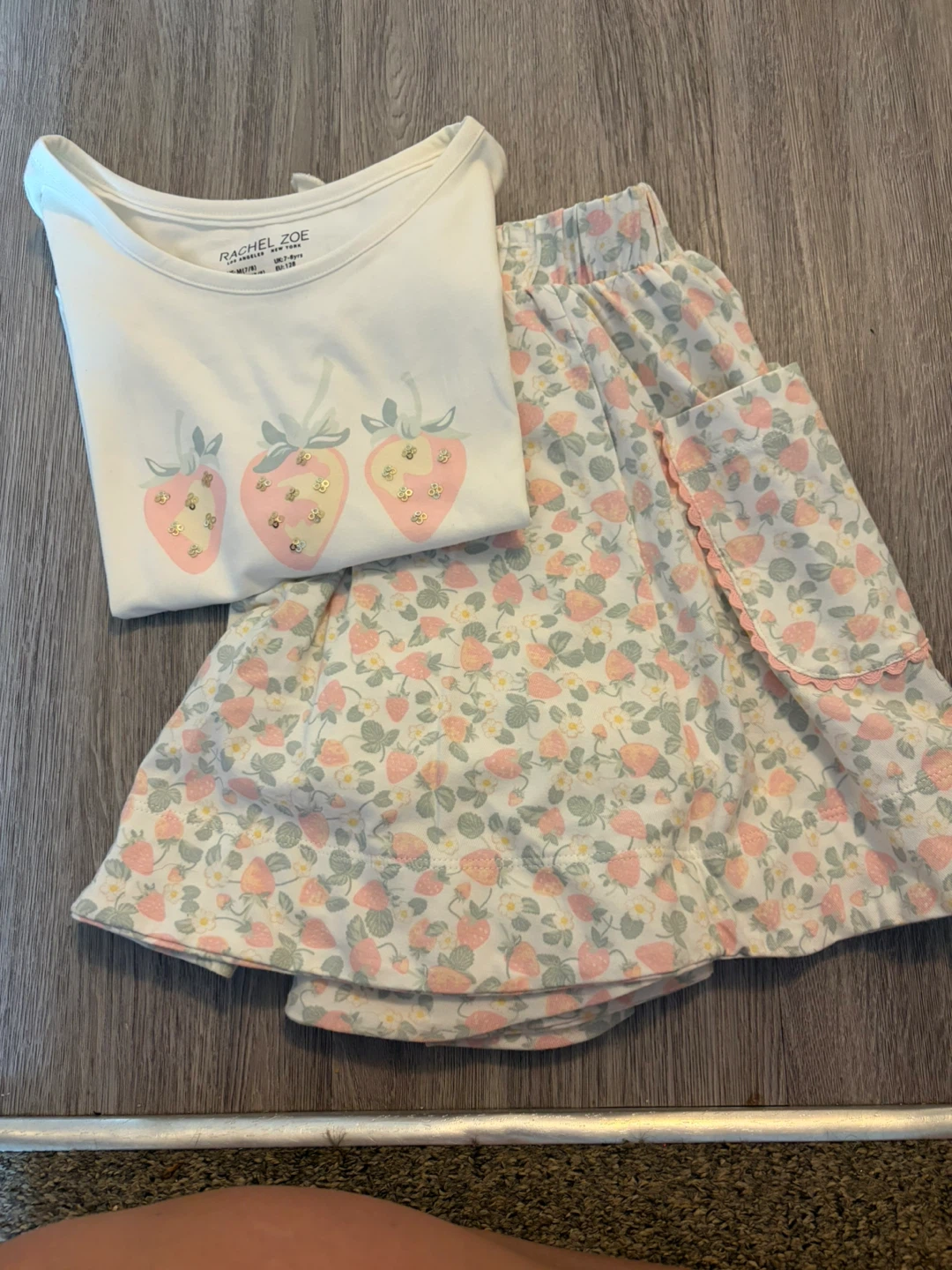Rachel Zoe Girls Strawberry Print T-Shirt & Skort Set - photo 2