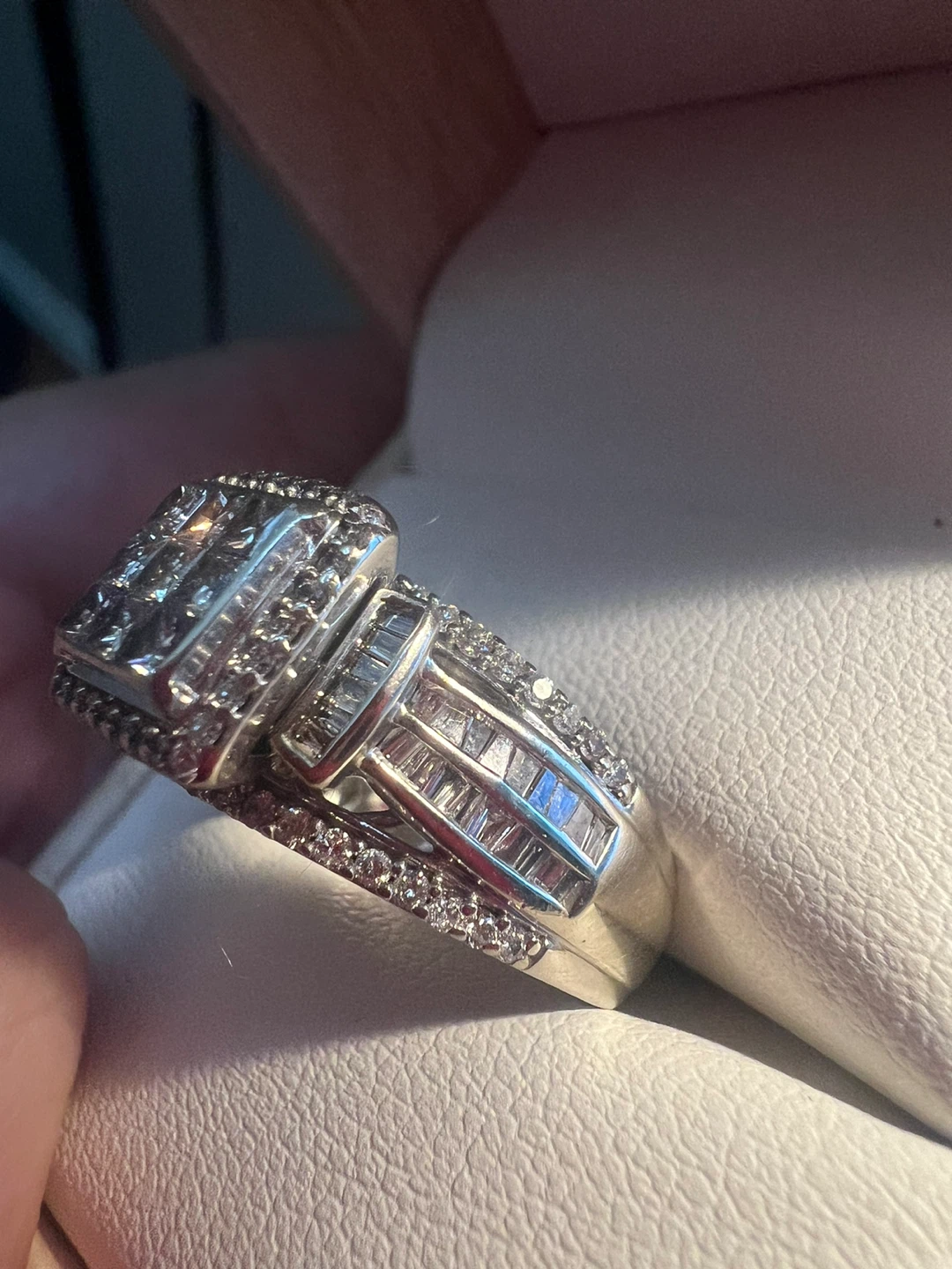 10 k Diamond Cluster Ring - photo 2