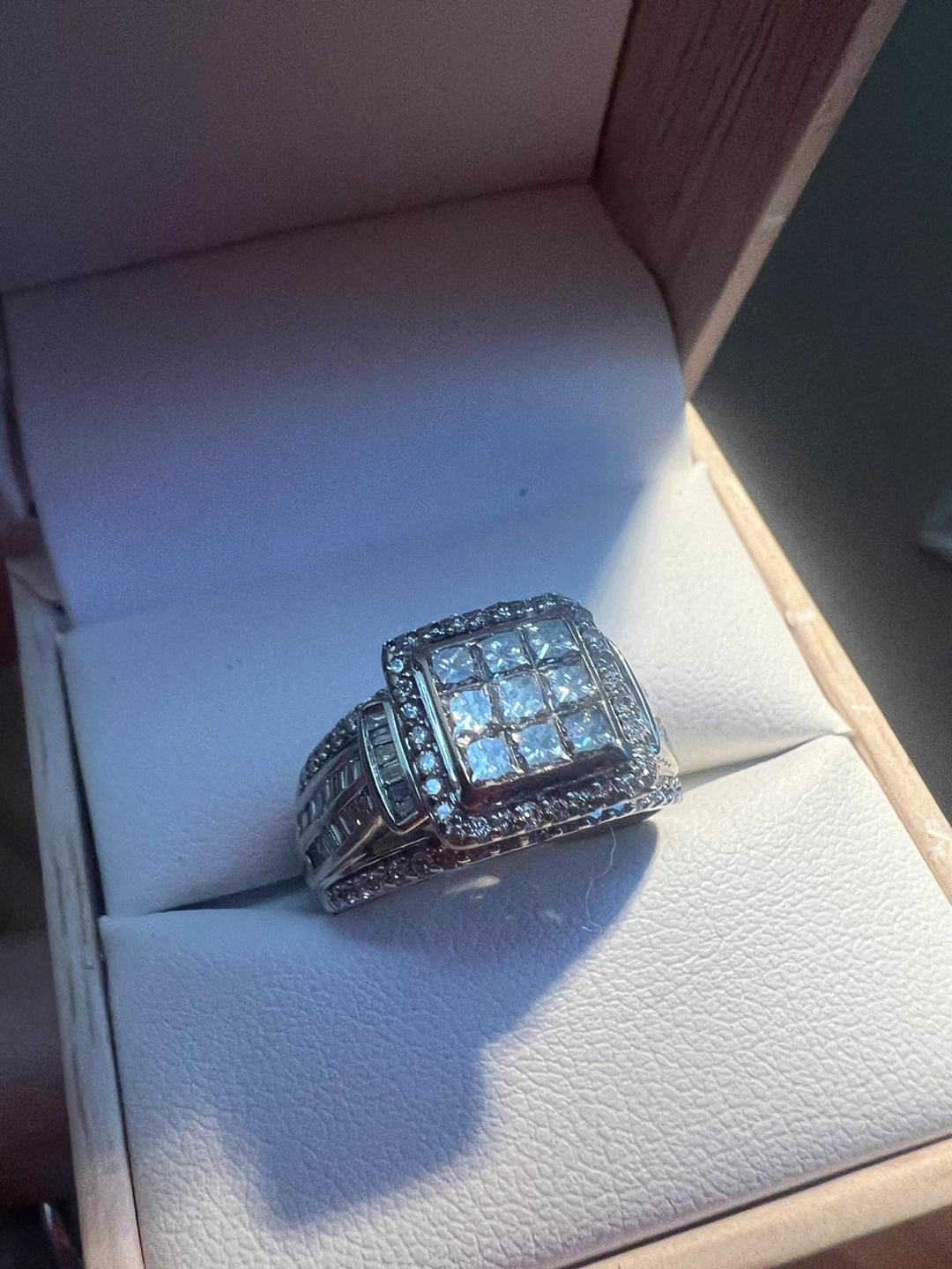 10 k Diamond Cluster Ring - photo 4