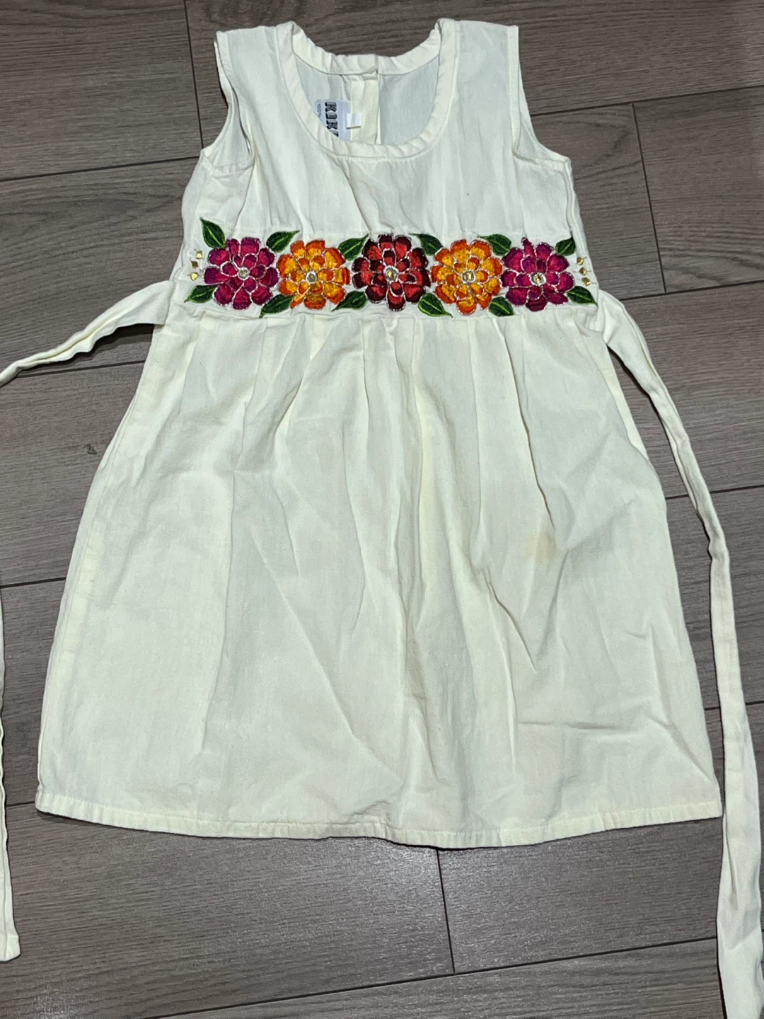 KIKIE Embroidered Dress Size 2