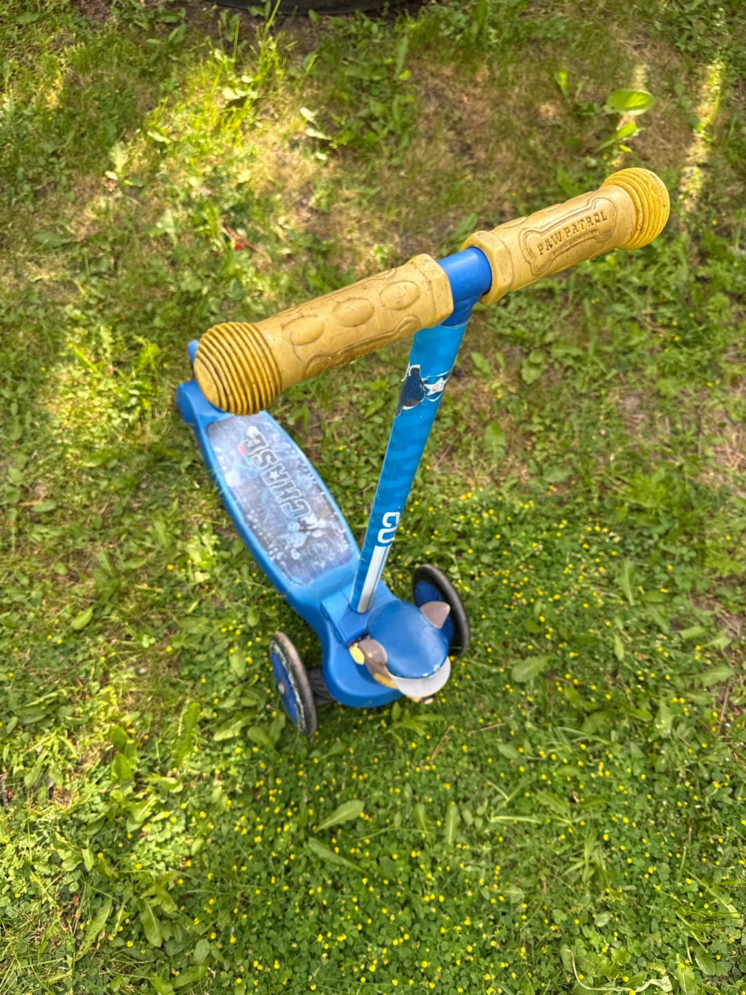 Free Paw Patrol Chase 3-Wheel Scooter
