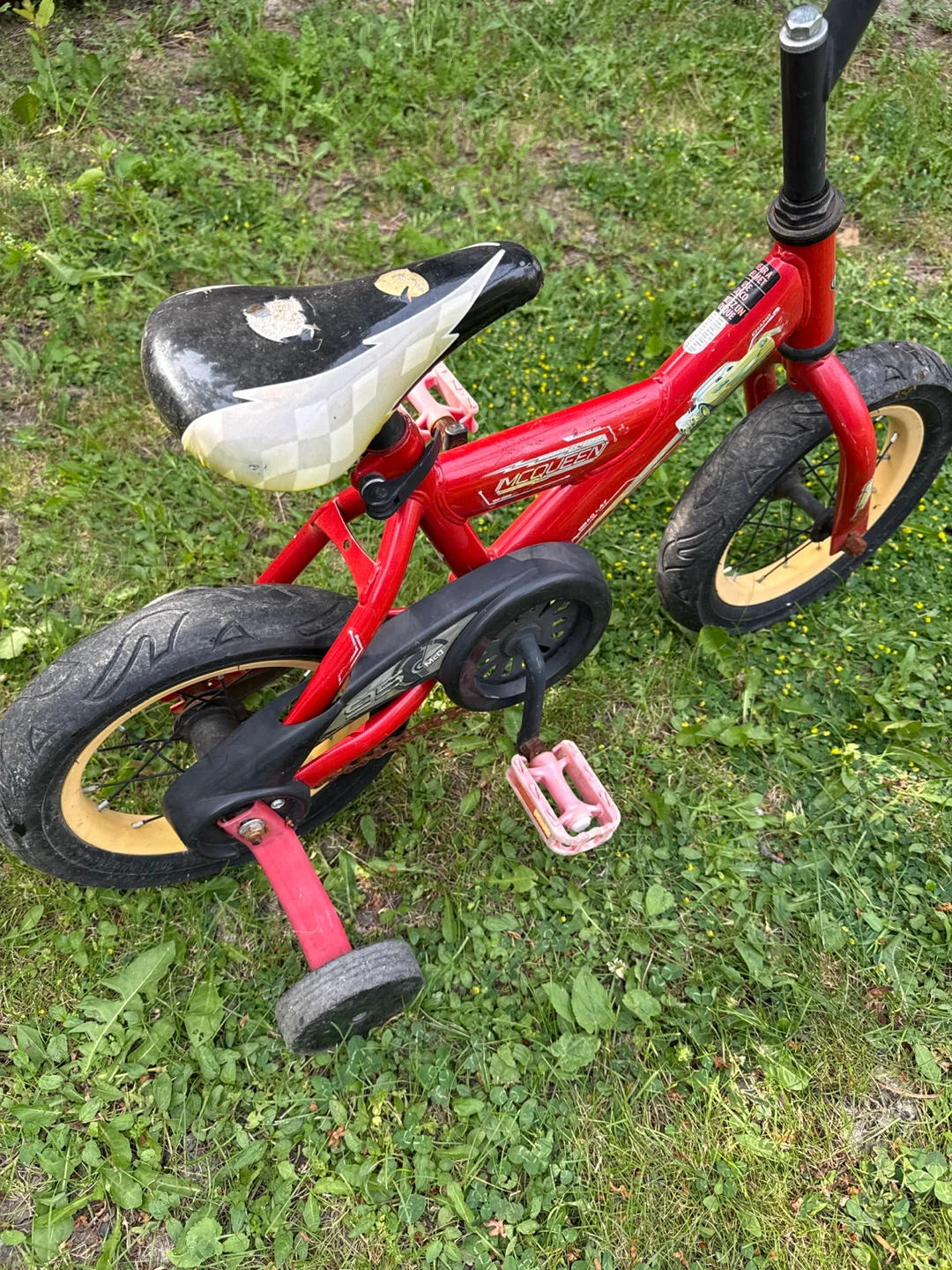 Free Red "McQueen" Tricycle - photo 3