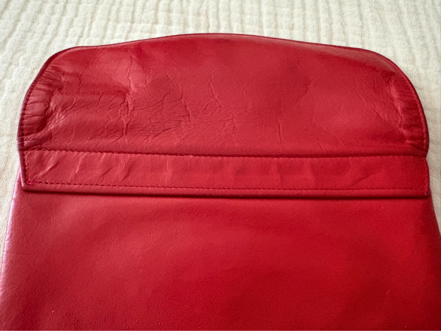 Buxton Red Leather Clutch Purse - photo 4