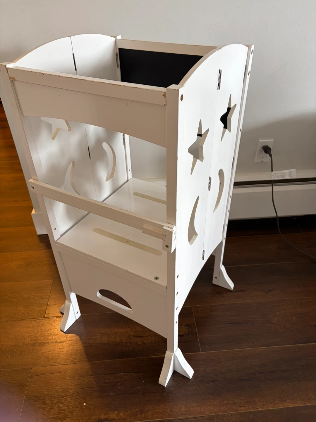 Kids Learning Tower / Kitchen Helper