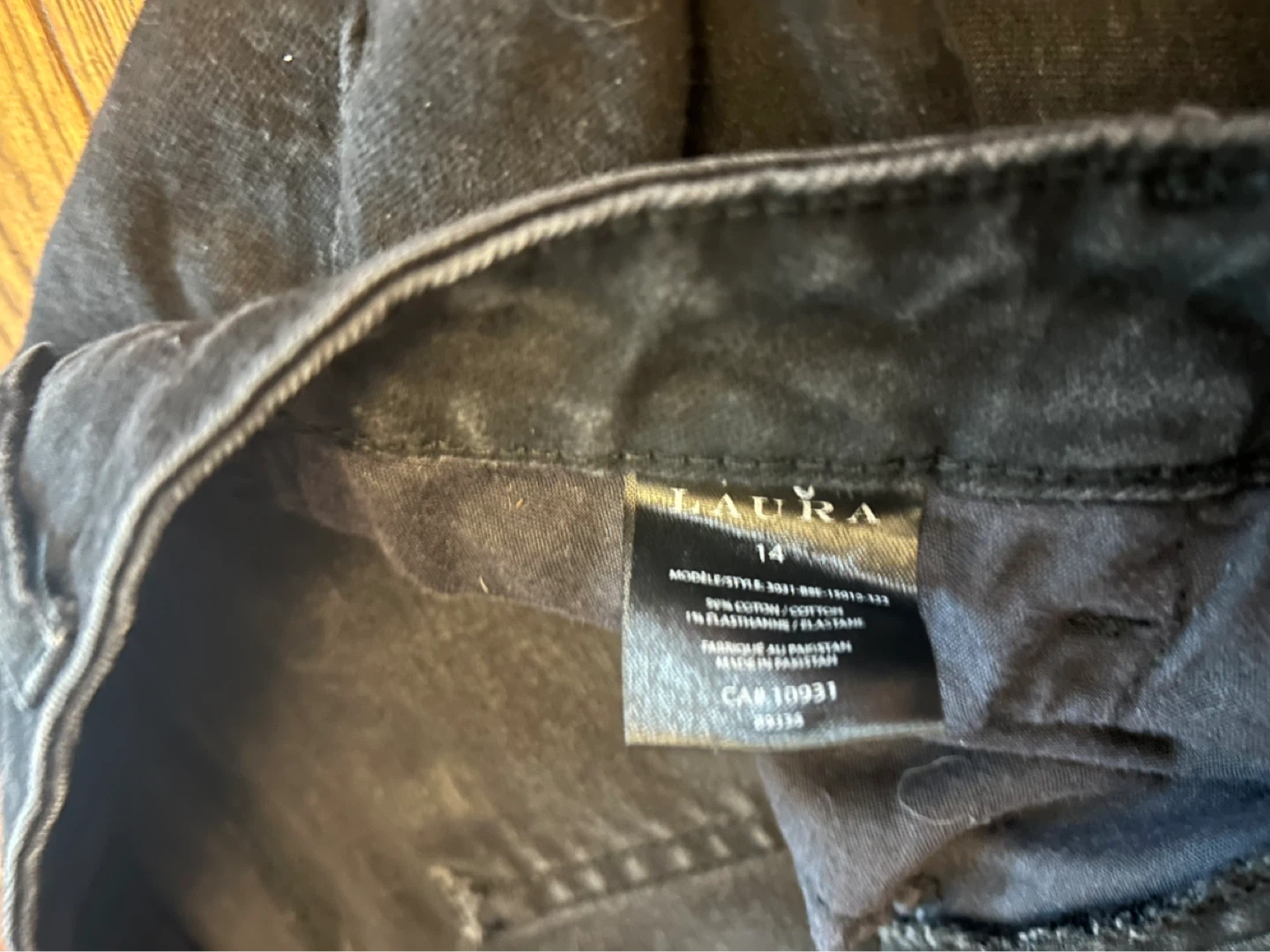 Laura Jeans Black Size 14 - photo 3