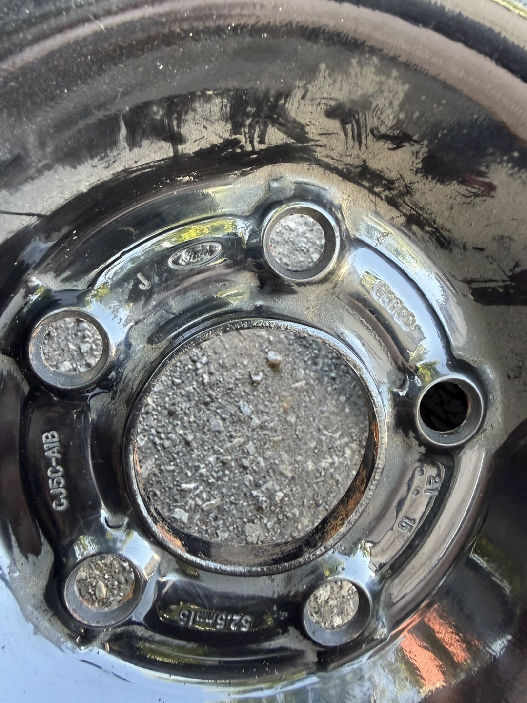 Goodyear Winter Tire with ford Steel Wheel - photo 3