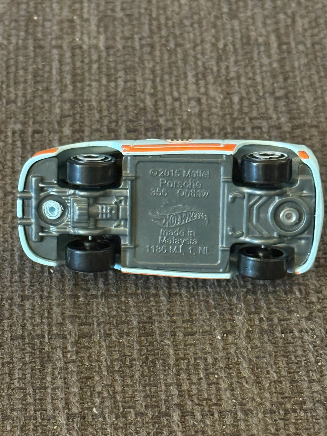 Hot Wheels Porsche 356 Outlaw - photo 3