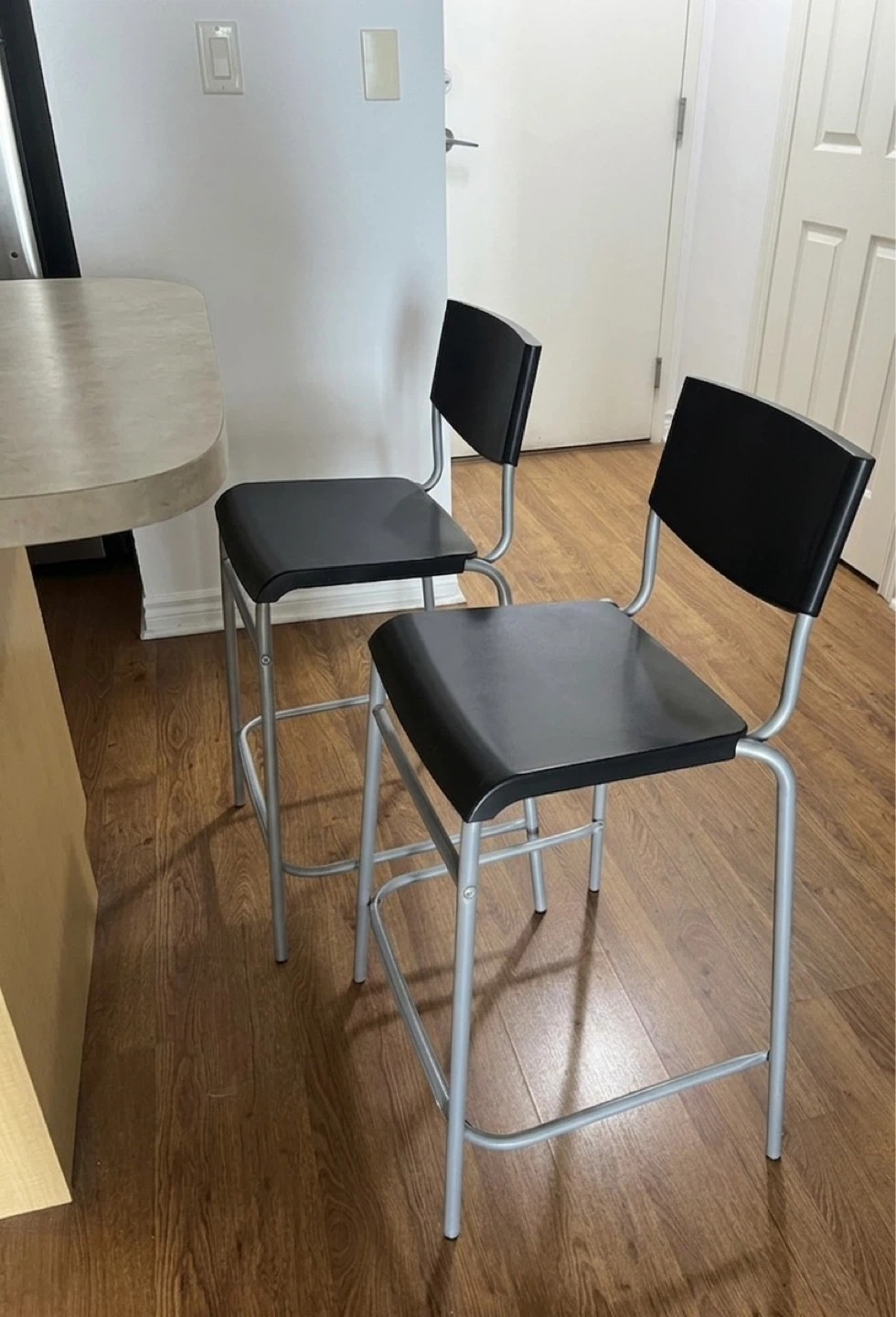 Set of 2 Black Bar Stools
