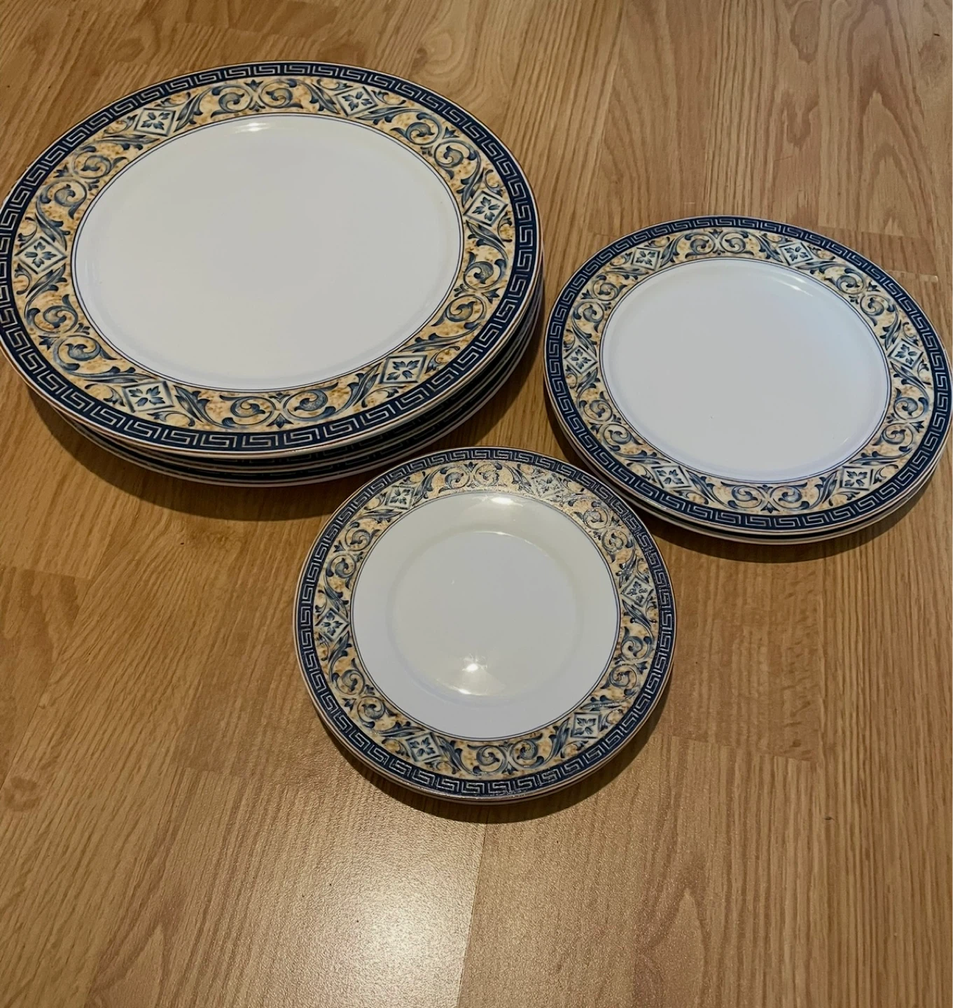 Dinnerware Plate Set - photo 2