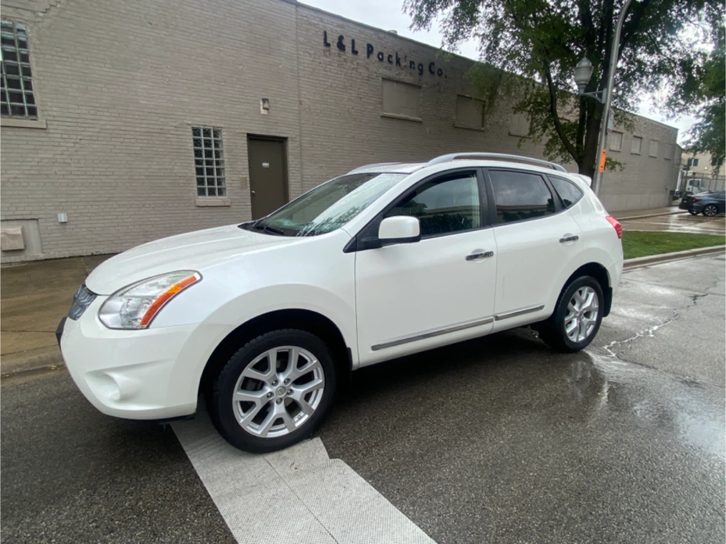 2011 NISSAN ROGUE SL $5000 - photo 3