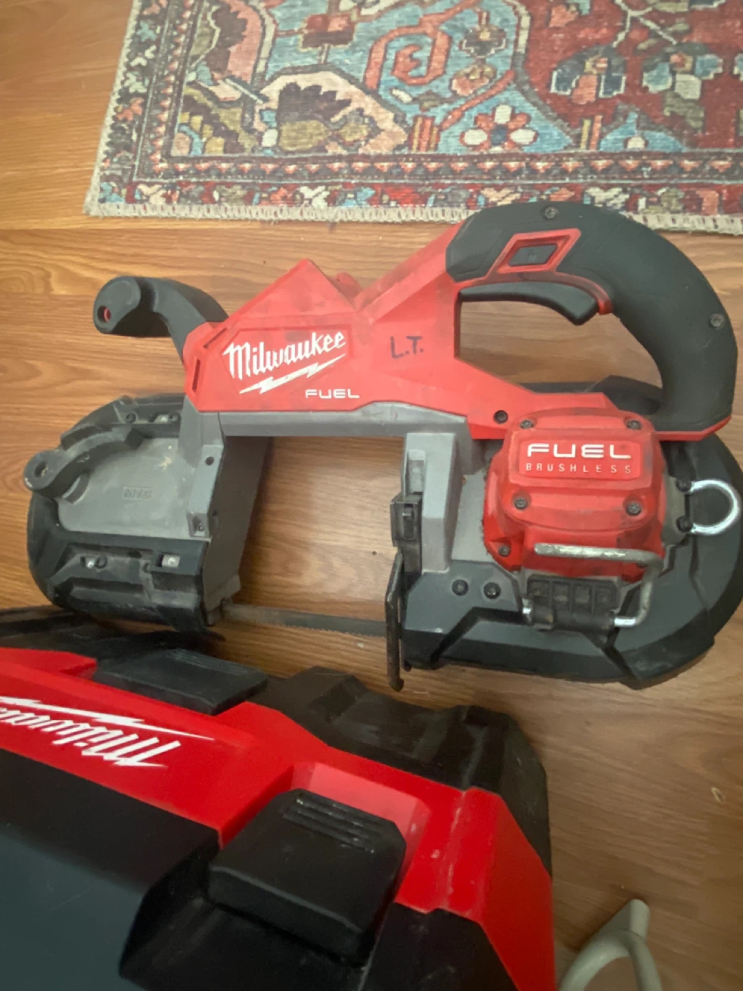 Milwaukee FUEL Cordless Band Saw M18