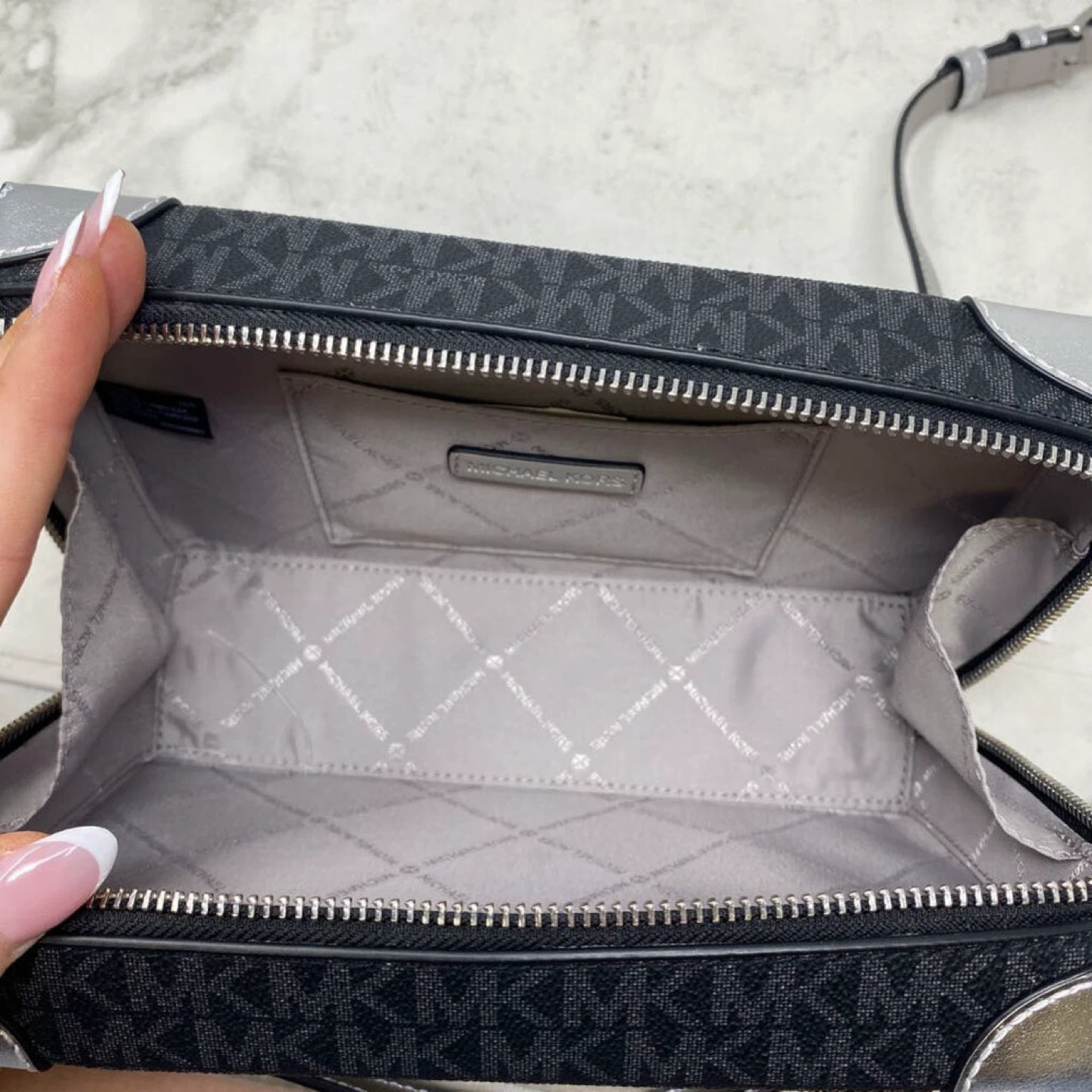 Michael Kors Jeanie Crossbody Bag – Black/Silver - photo 3
