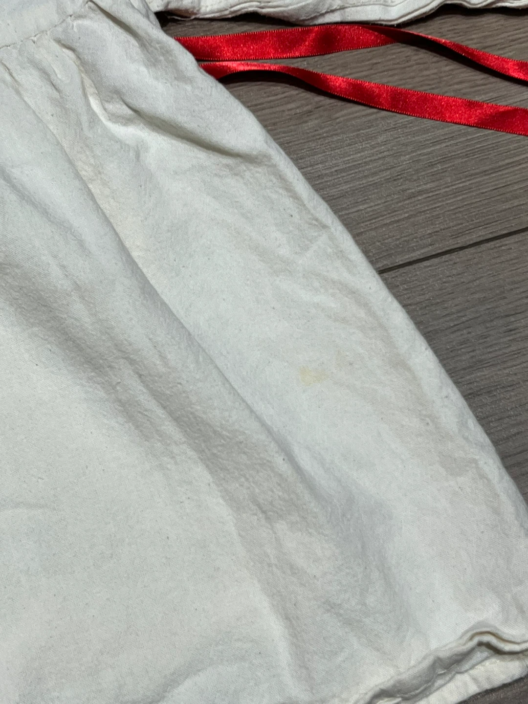 Girls' White Dress with Floral Print and Red Ribbons - photo 3