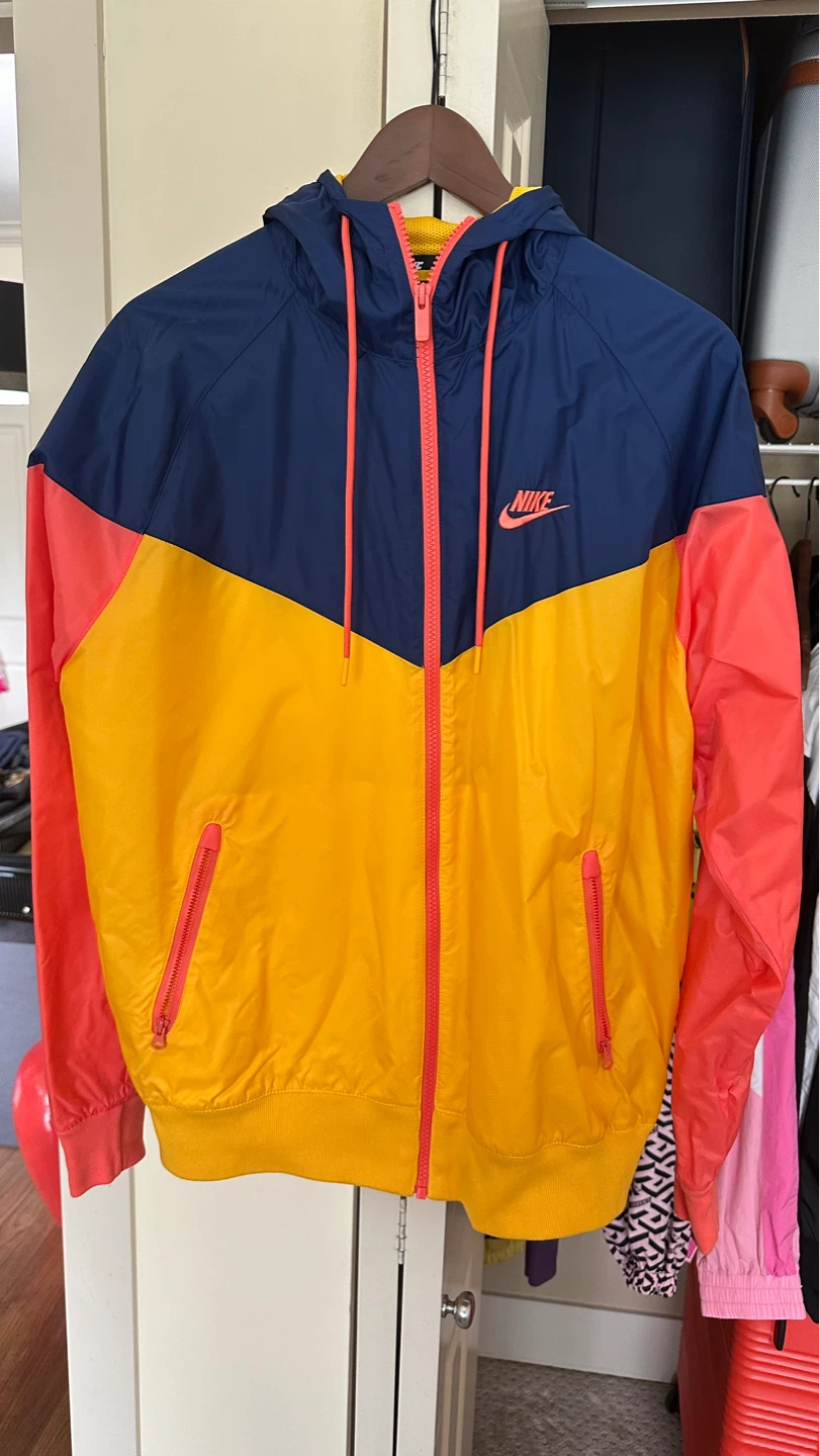 Nike Windbreaker Jacket