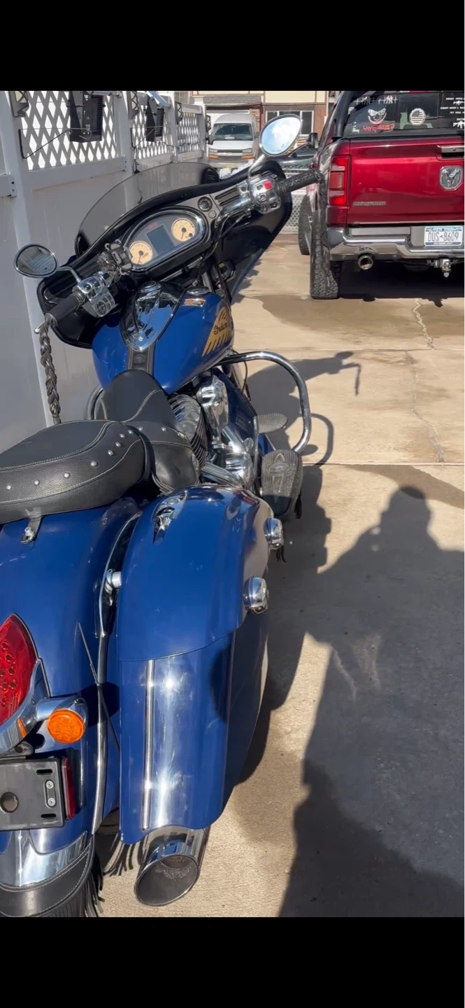Blue Indian chieftain Motorcycle - photo 2