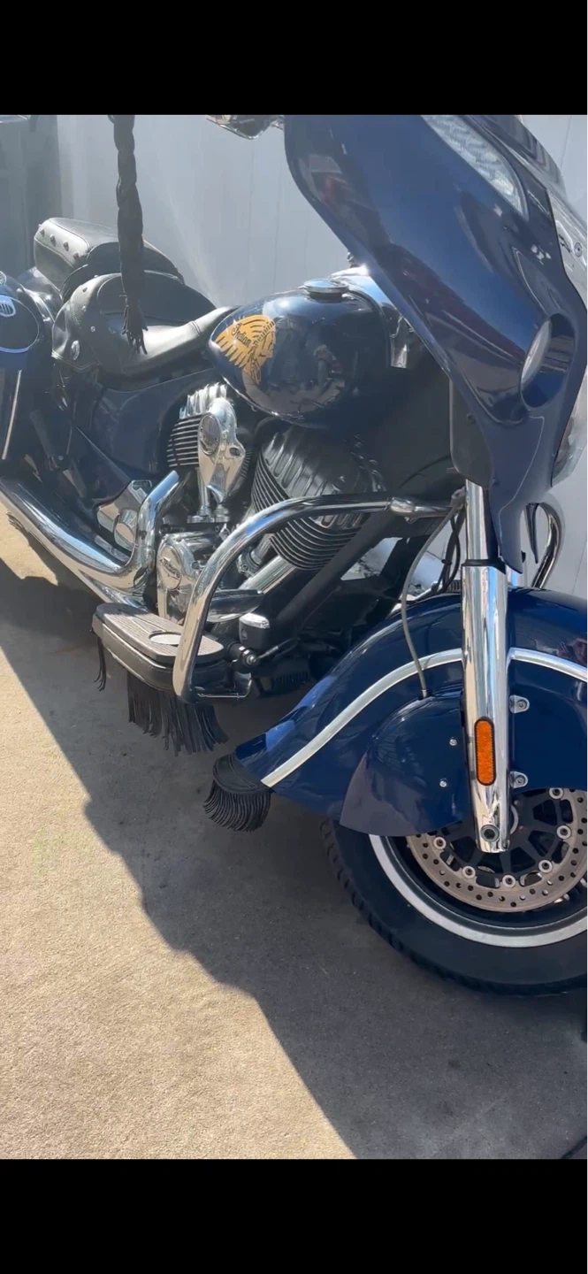 Blue Indian chieftain Motorcycle - photo 3
