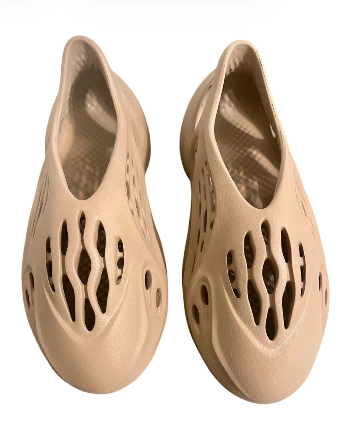 Yeezy Foam Runner – Men’s Size 12 (Beige/Tan) - photo 2