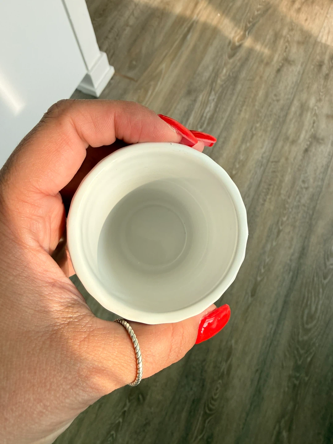 White small Ceramic Planters (Set of 2) - photo 3