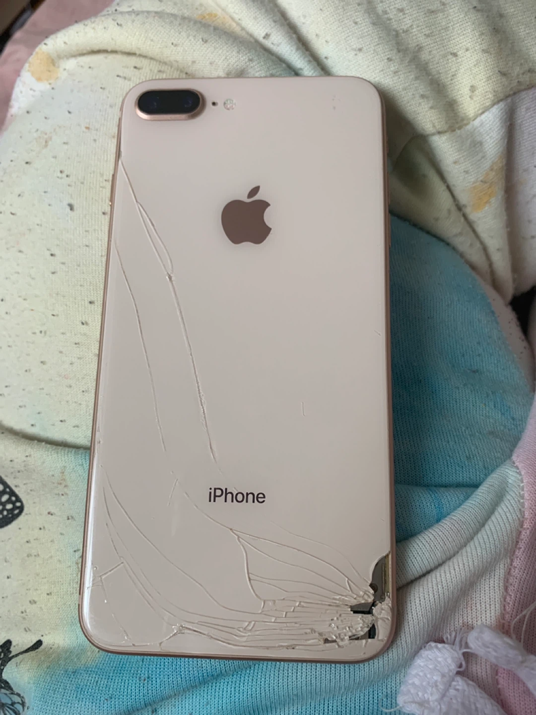 Apple iPhone 8 Plus - Rose Gold (Cracked Back) - photo 2