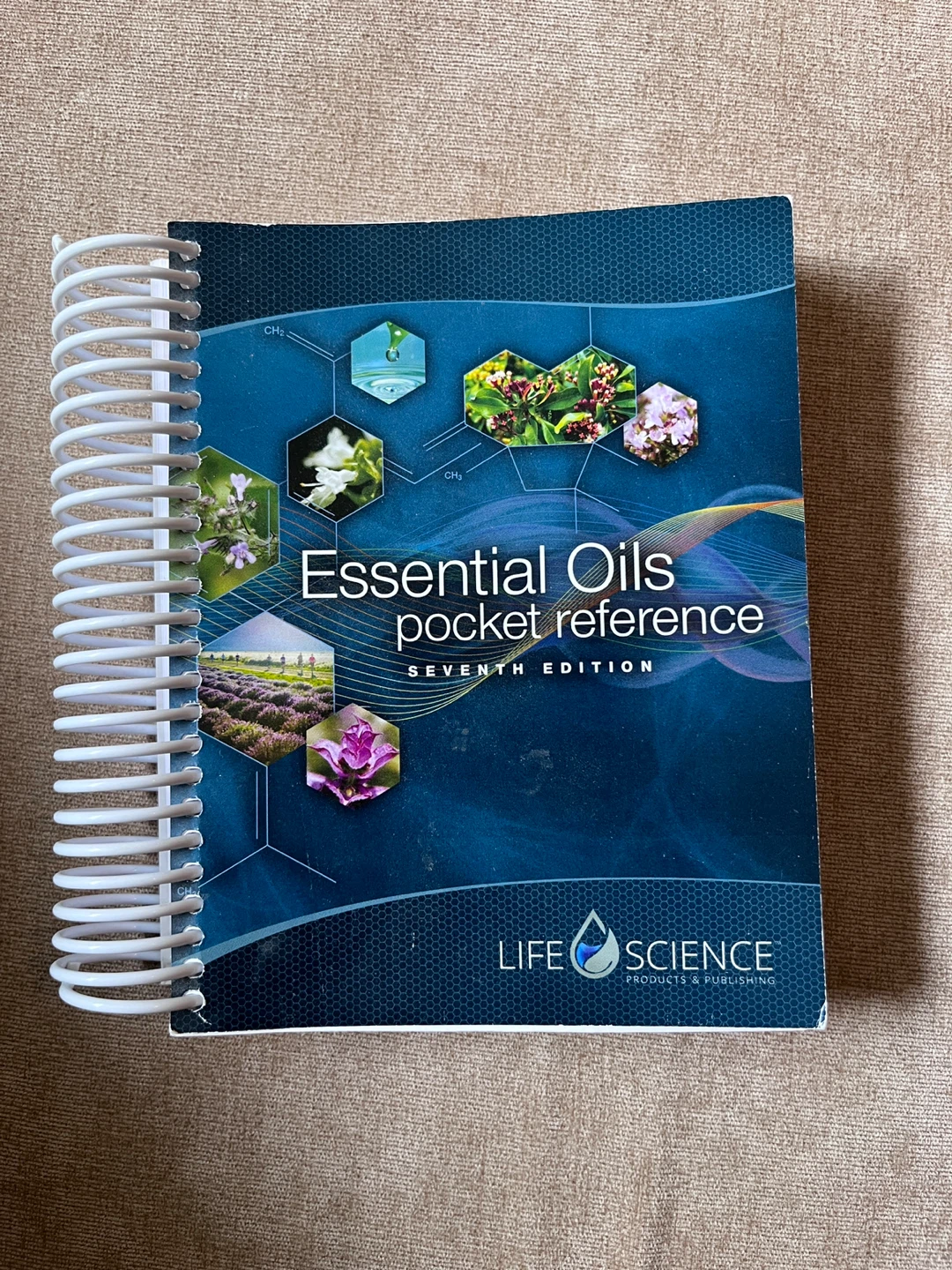 Essential Oils Pocket Reference Seventh Edition Book
