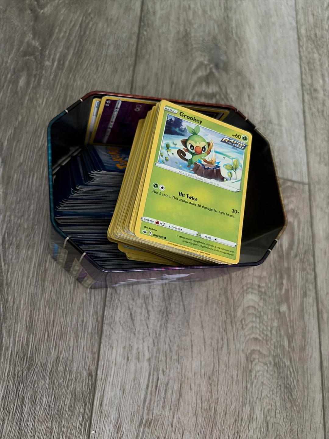 Pokémon Trading Card Game Tin - photo 3