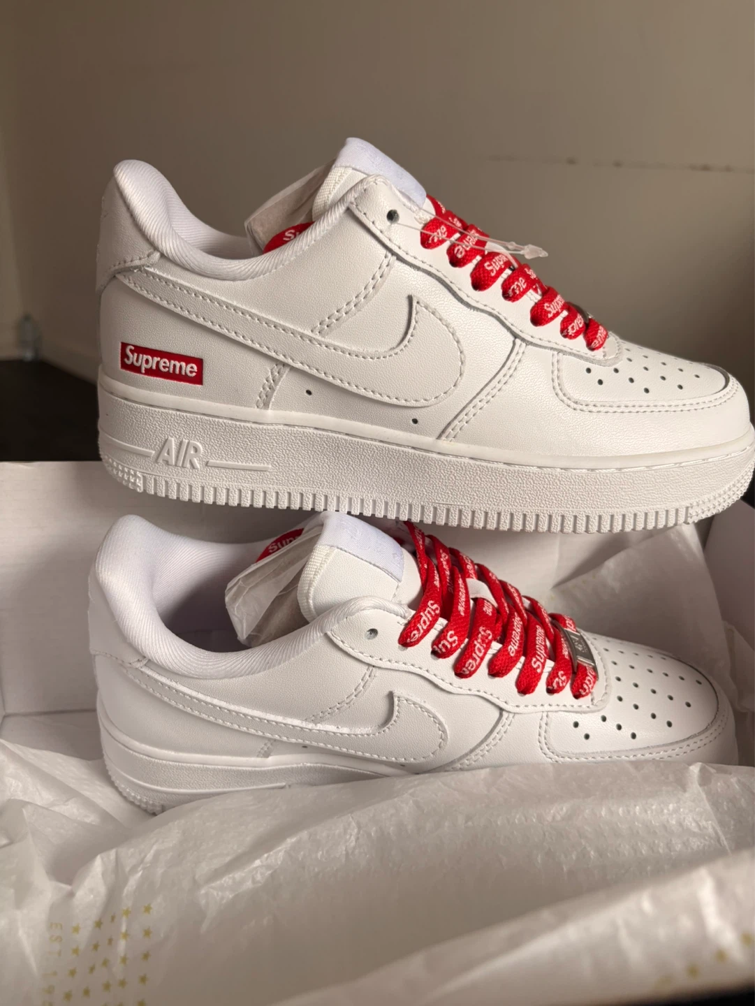 Supreme x Nike Air Force 1 Low White - photo 2
